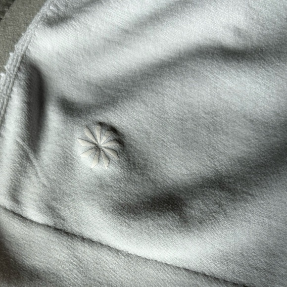 Athleta Foothills Seamless Long Sleeve White Size S - Picture 6 of 8